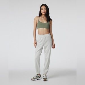 Vuori Women's Boyfriend Sweatpant (Jogger) in Salt Heather (white-gray), Size M